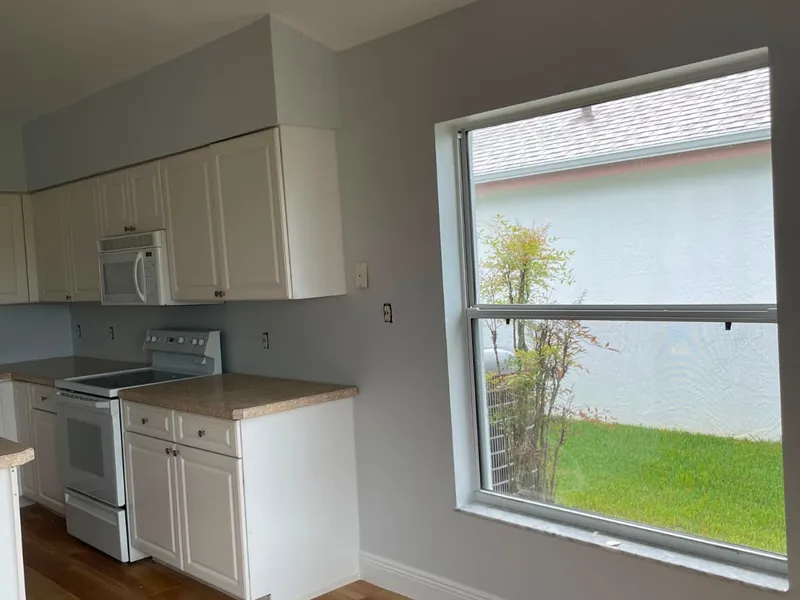 Fresh interior paint finish in a Chesapeake kitchen